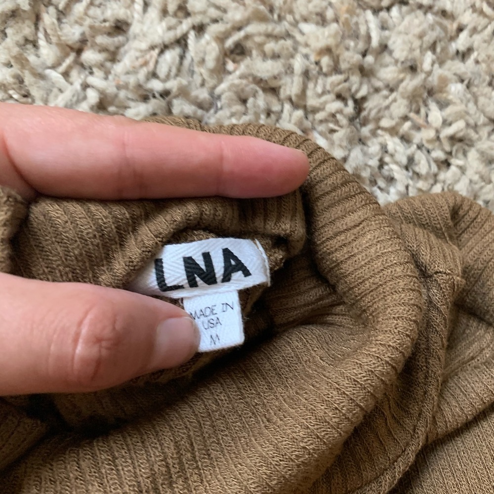 Lna Mock/Turtleneck Camel Top In Medium Nwot - image 3